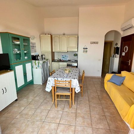 Appartamento Fronte Mare Residence Weber La Maddalena  Exteriér fotografie